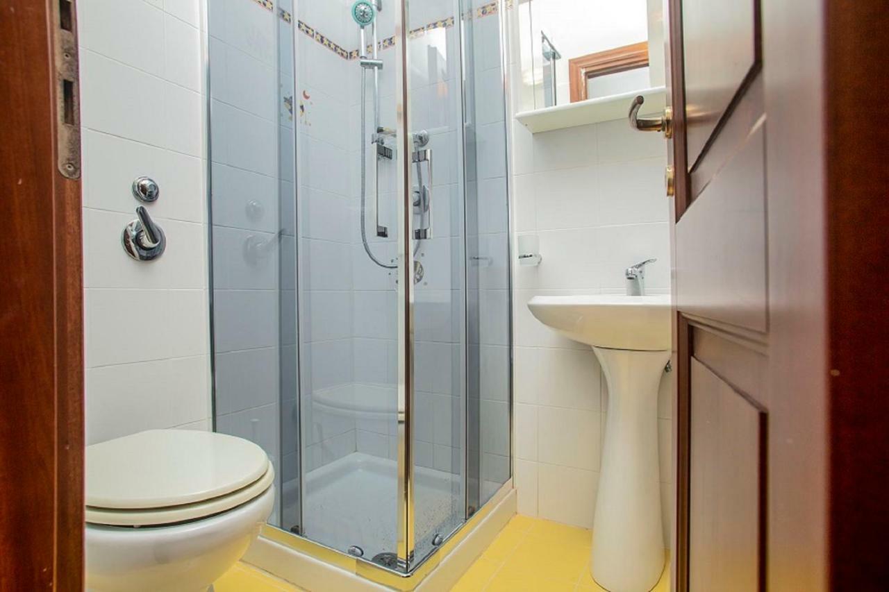 Bilocale Via Umbria Apartment Santa Teresa Gallura Exterior foto